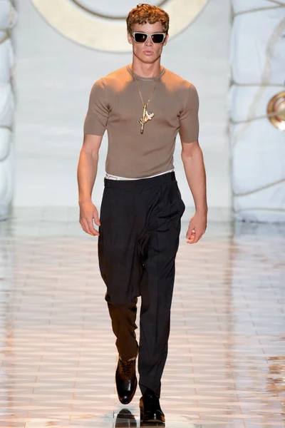 Look 31